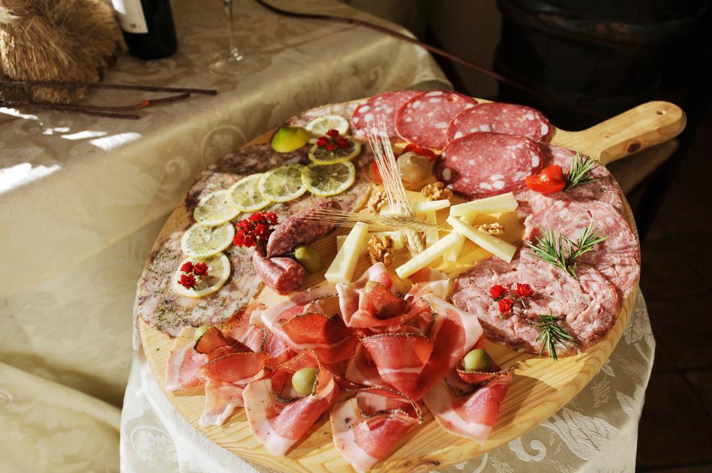 Il Castelluccio Country Resort Restaurant & Spa Barberino di Mugello Ngoại thất bức ảnh